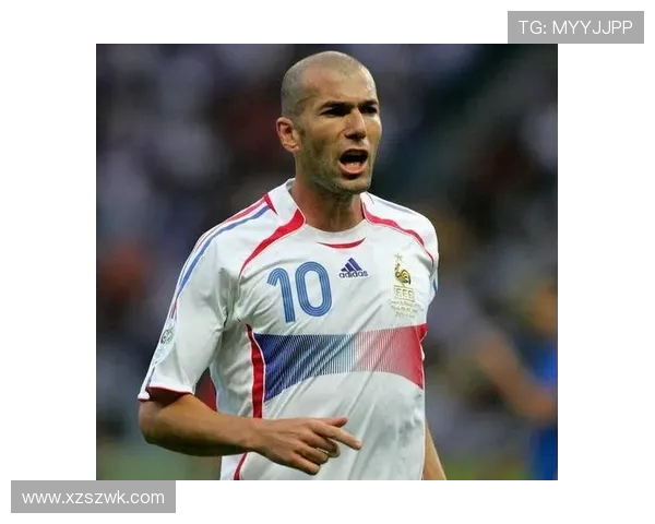 齐达内98世界杯经典瞬间回顾 勇夺冠军背后的不朽传奇 齐达内98世界杯经典瞬间回顾 勇夺冠军背后的不朽传奇